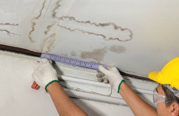 Reliable Flood Cleanup contractor in Fayetteville, AR by Water Damage Irwin